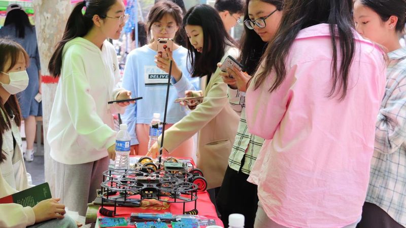 企业信息化与数字化转型：本质区别与建设路径